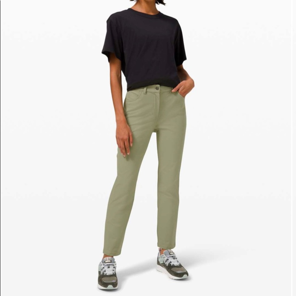Lululemon City Sleek 5 Pocket 7/8 Pant